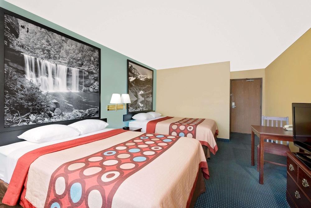 Super 8 By Wyndham Somerset Zewnętrze zdjęcie